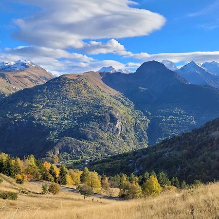 Auris Les Gentianes Station Alpe Huezアパートメント エクステリア 写真