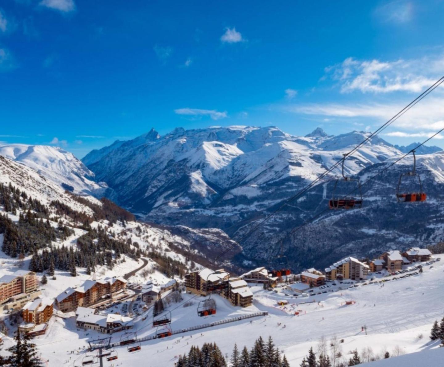 Auris Les Gentianes Station Alpe Huezアパートメント エクステリア 写真